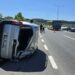 Takla atan otomobilin sünücüsü yaralandı