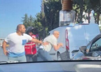 Beylikdüzü’nde trafikte tartıştığı sürücüye saldırdı; 180 bin lira para cezası kesildi