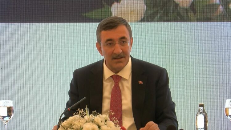 Cevdet Yılmaz: Bu sene ihracatta 400 milyar doları aşacağız