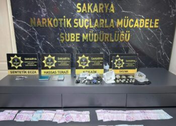 Sakarya'da uyuşturucu operasyonu; 2 tutuklama
