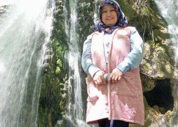 16 yaşındaki kız, uyuyan annesini bıçaklayarak öldürdü