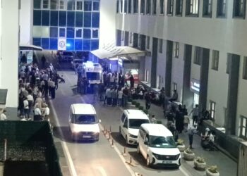 Batman'da akraba aileler arasında kavga: 4’ü ağır, 6 yaralı