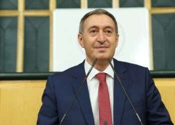DEM Parti'li Bakırhan: Çerçeve yasa dar tutulmamalı ve topluma güven vermeli