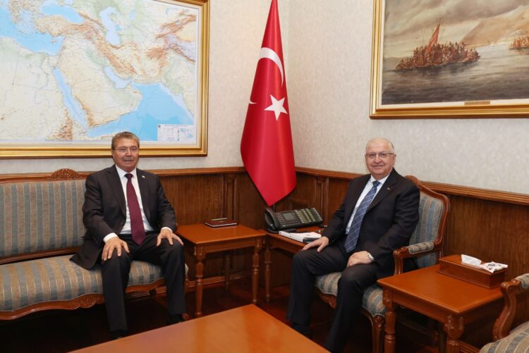 Bakan Güler, KKTC Başbakanı Üstel ile bir araya geldi