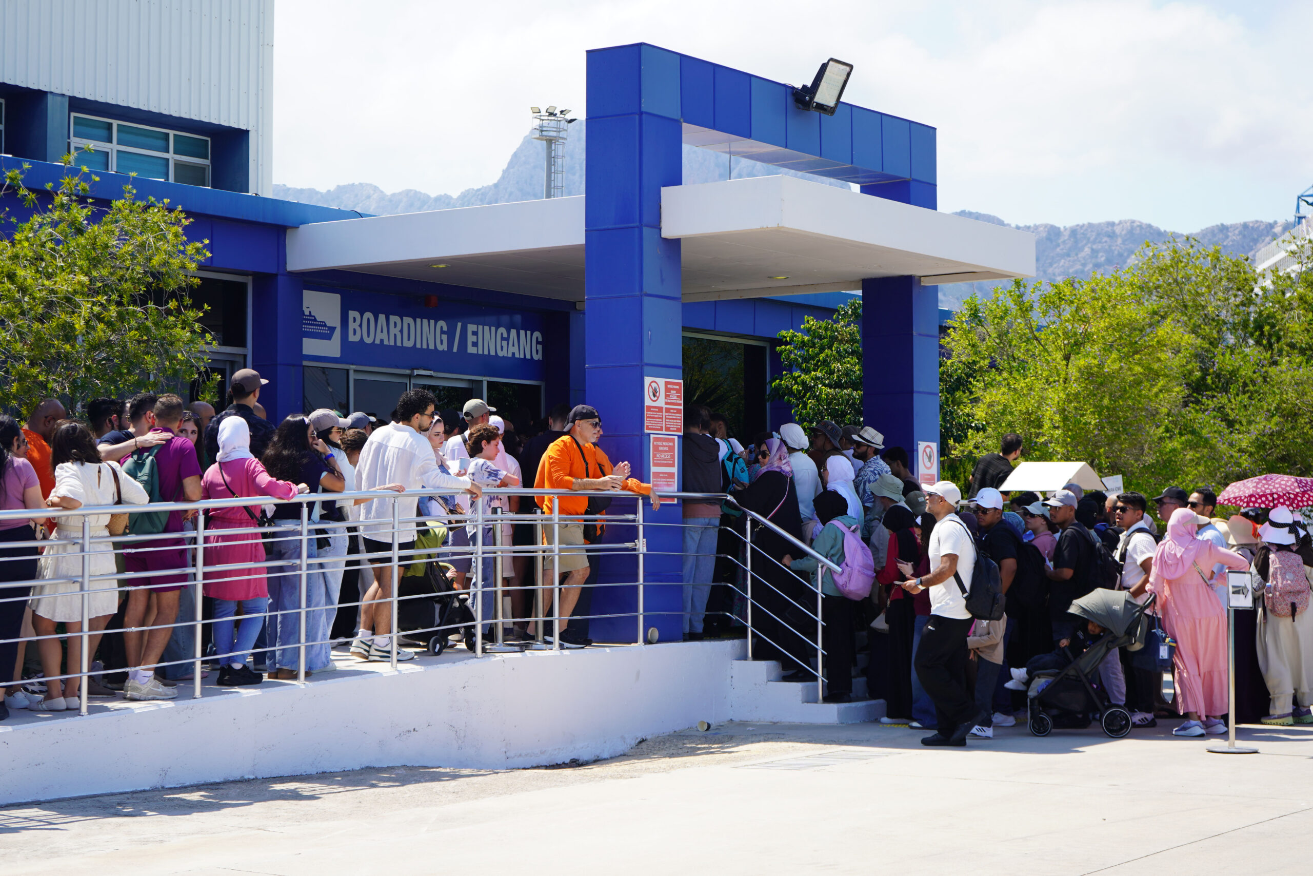 Antalya Limanı'nın rekor konuğu; 335,2 metrelik AROYA