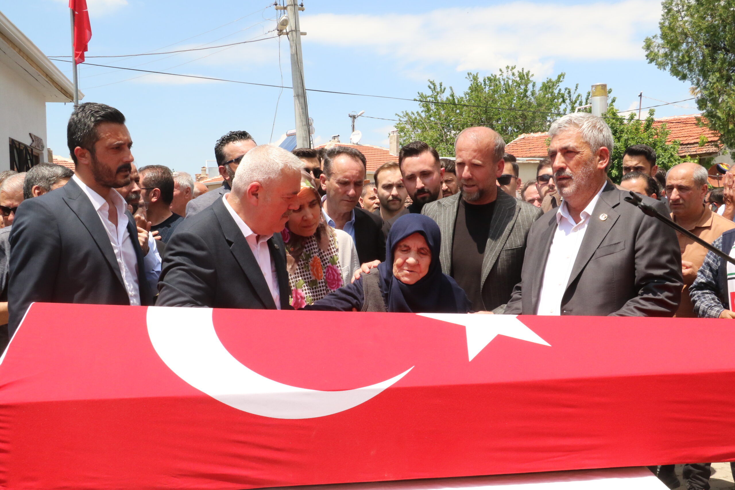 Mustafa Destici’nin ağabeyi, son yolculuğuna uğurlandı