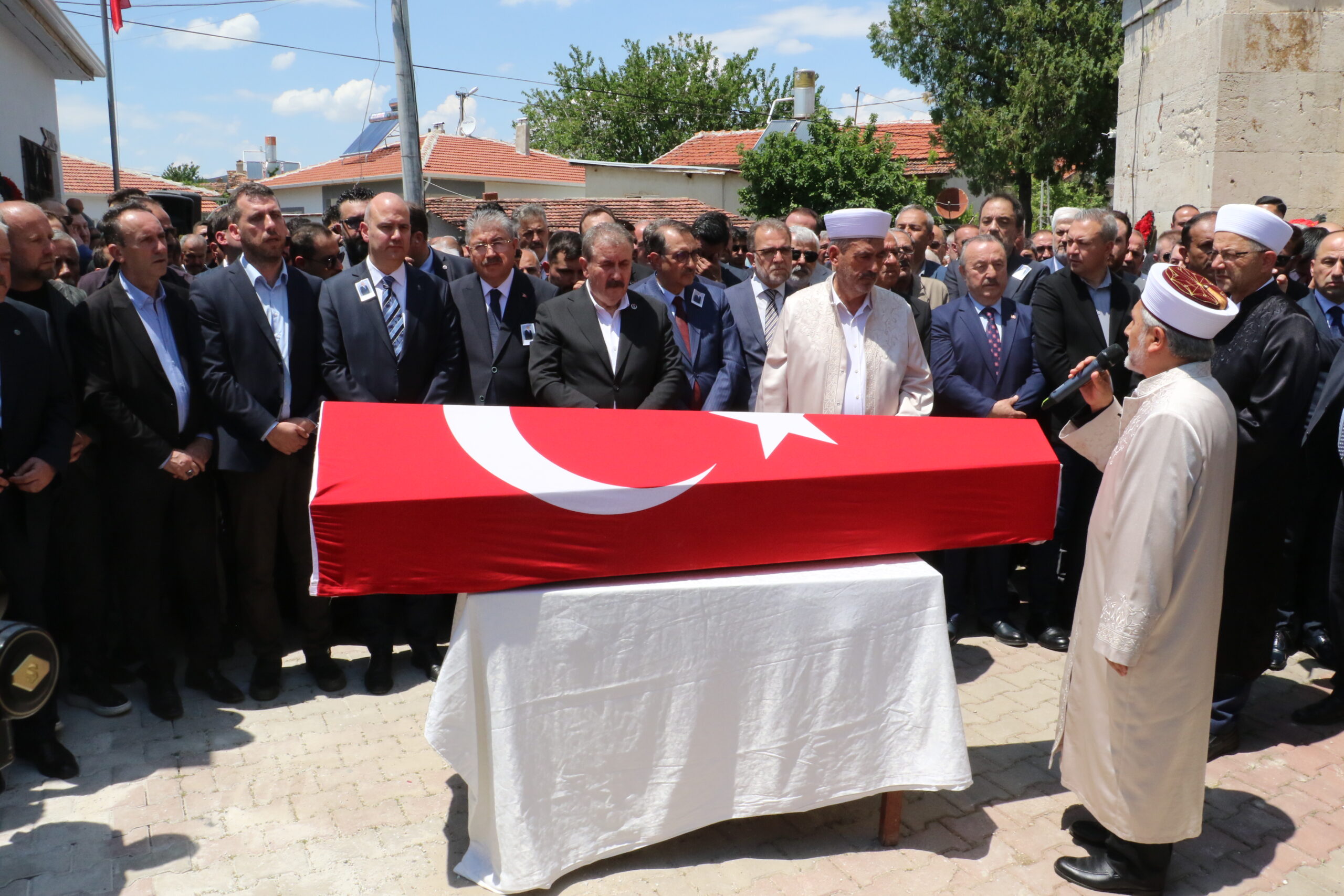 Mustafa Destici’nin ağabeyi, son yolculuğuna uğurlandı