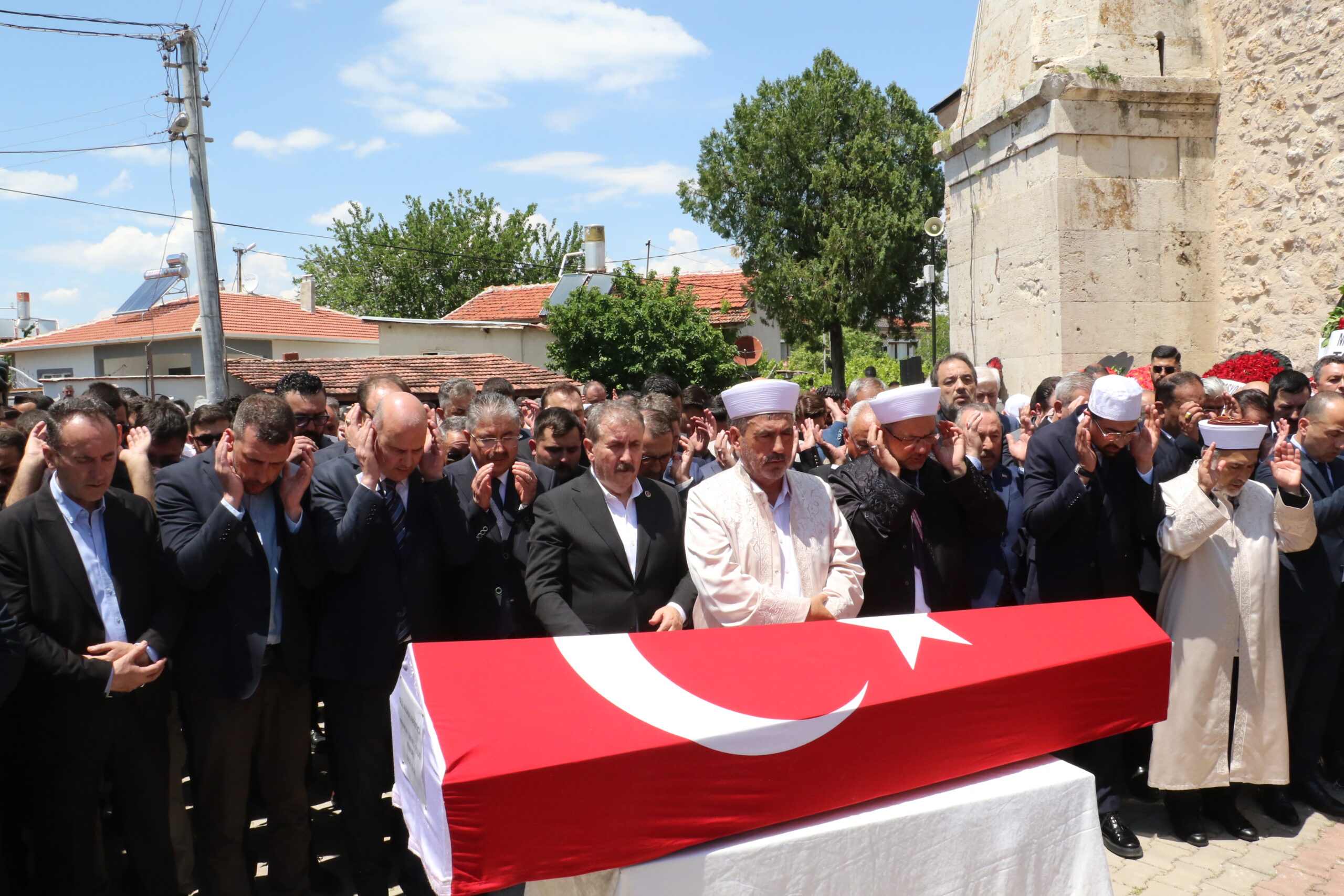 Mustafa Destici’nin ağabeyi, son yolculuğuna uğurlandı