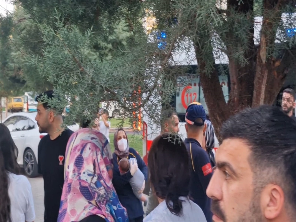 Anne ile 3 çocuğunun öldüğü yangında tanık ve müştekiler hakkında zorla getirilme kararı