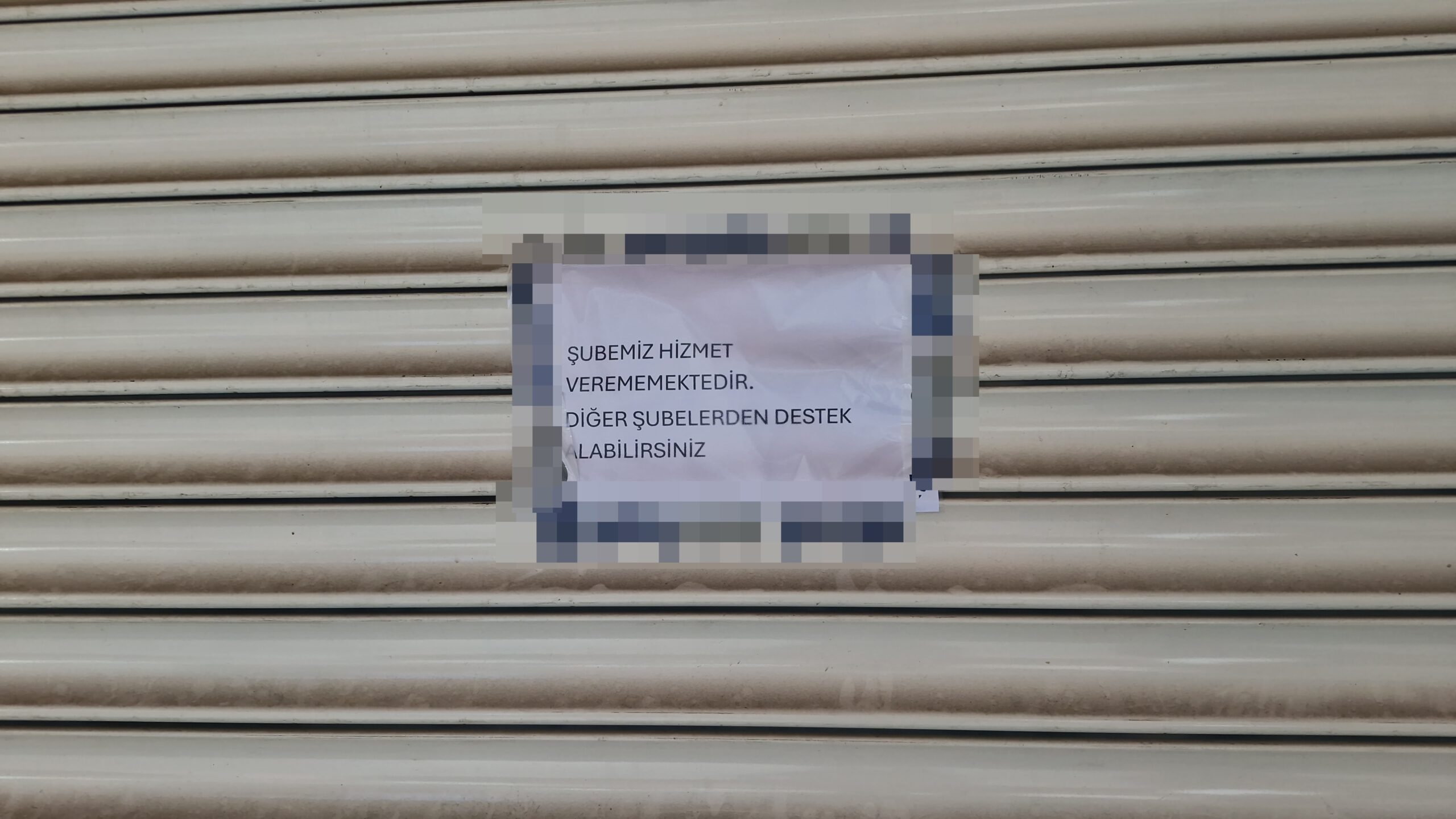Diyarbakır'da banka şubesine silahlı saldırı