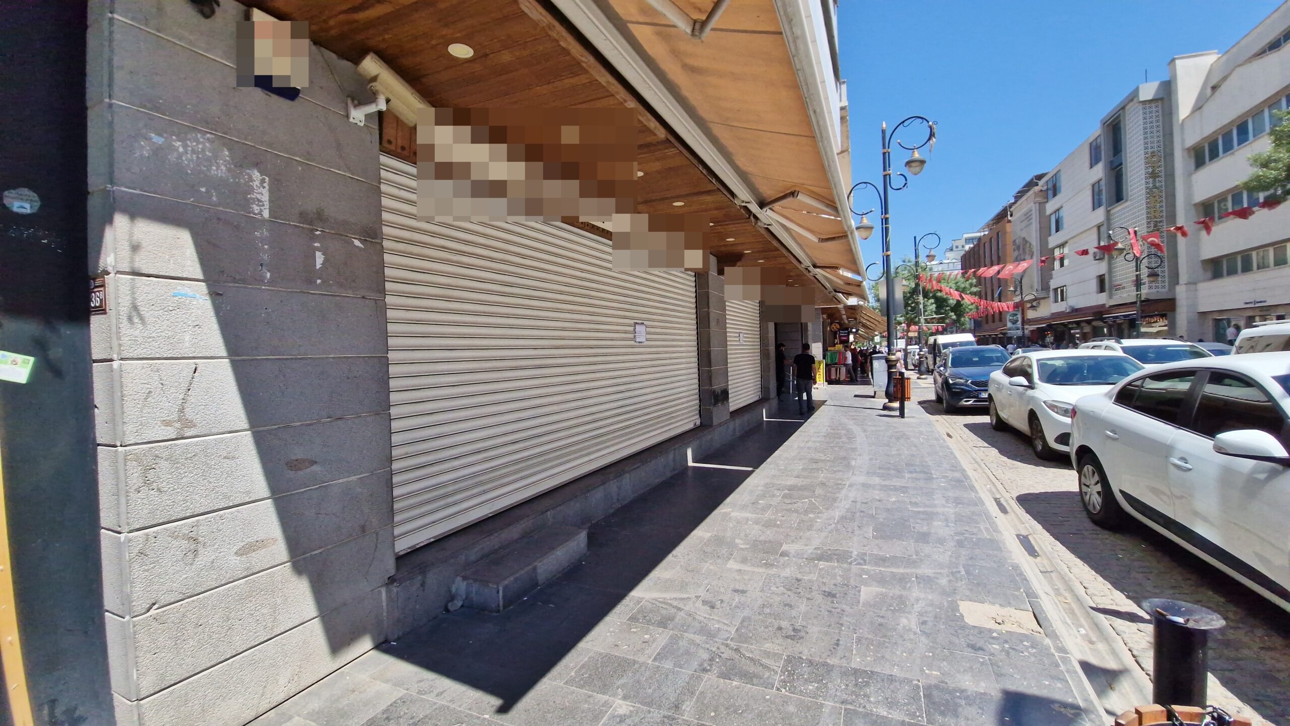 Diyarbakır'da banka şubesine silahlı saldırı