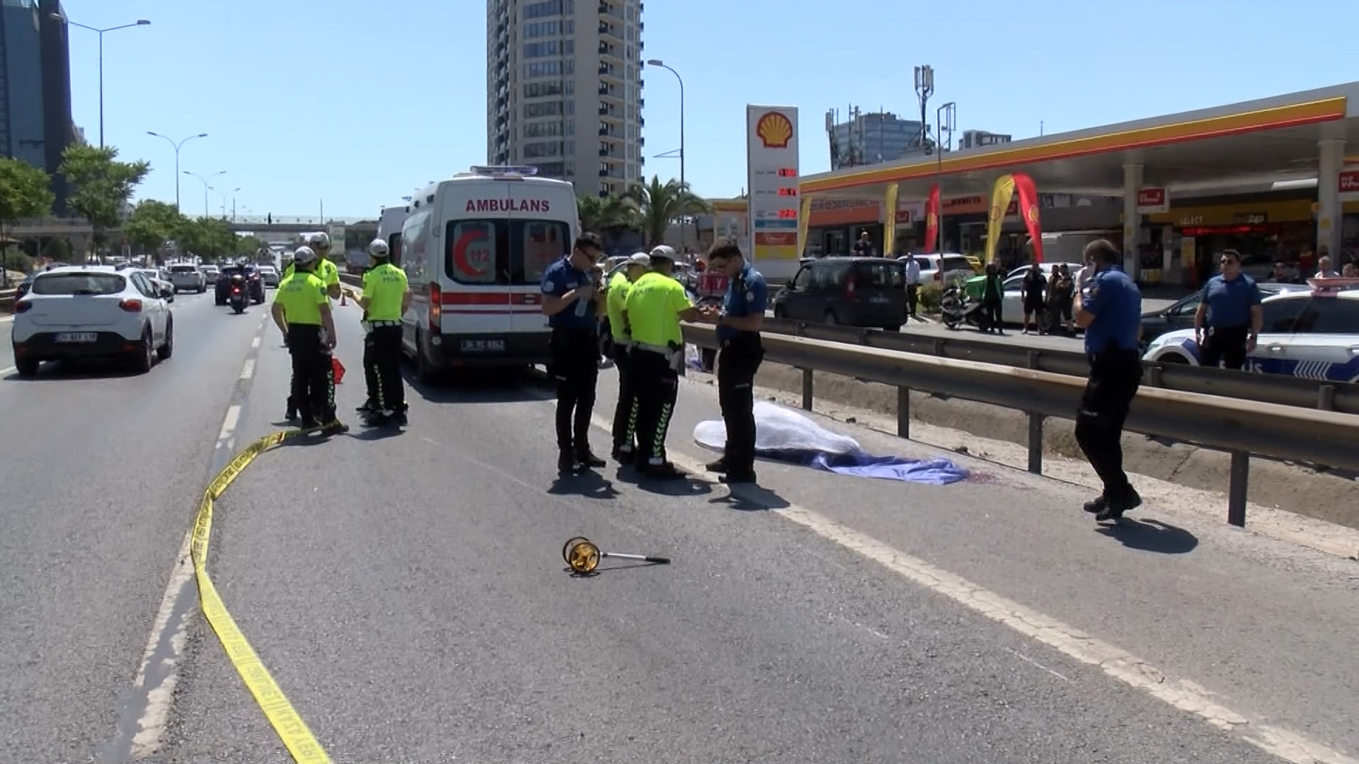 Kartal D-100 Karayolu'nda 2 motosiklet çarpıştı: 2 ölü