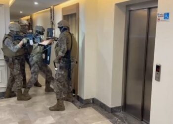 Barış Boyun suç örgütüne operasyon: 45 gözaltı / Geniş haber