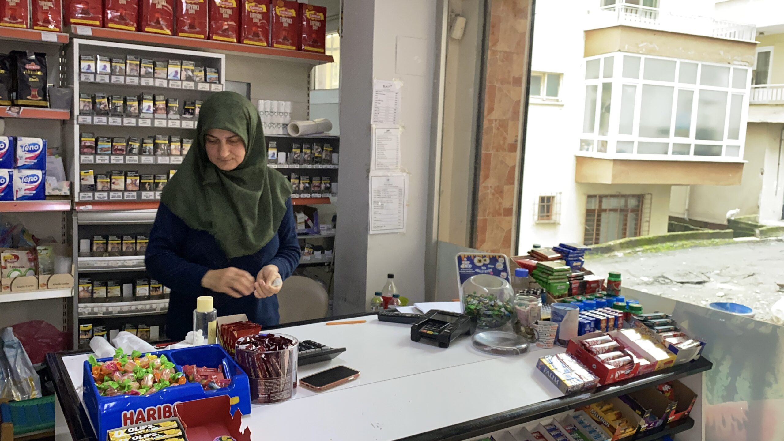 Hayvanlara dokunma korkusunu martıyla bağ kurup yendi
