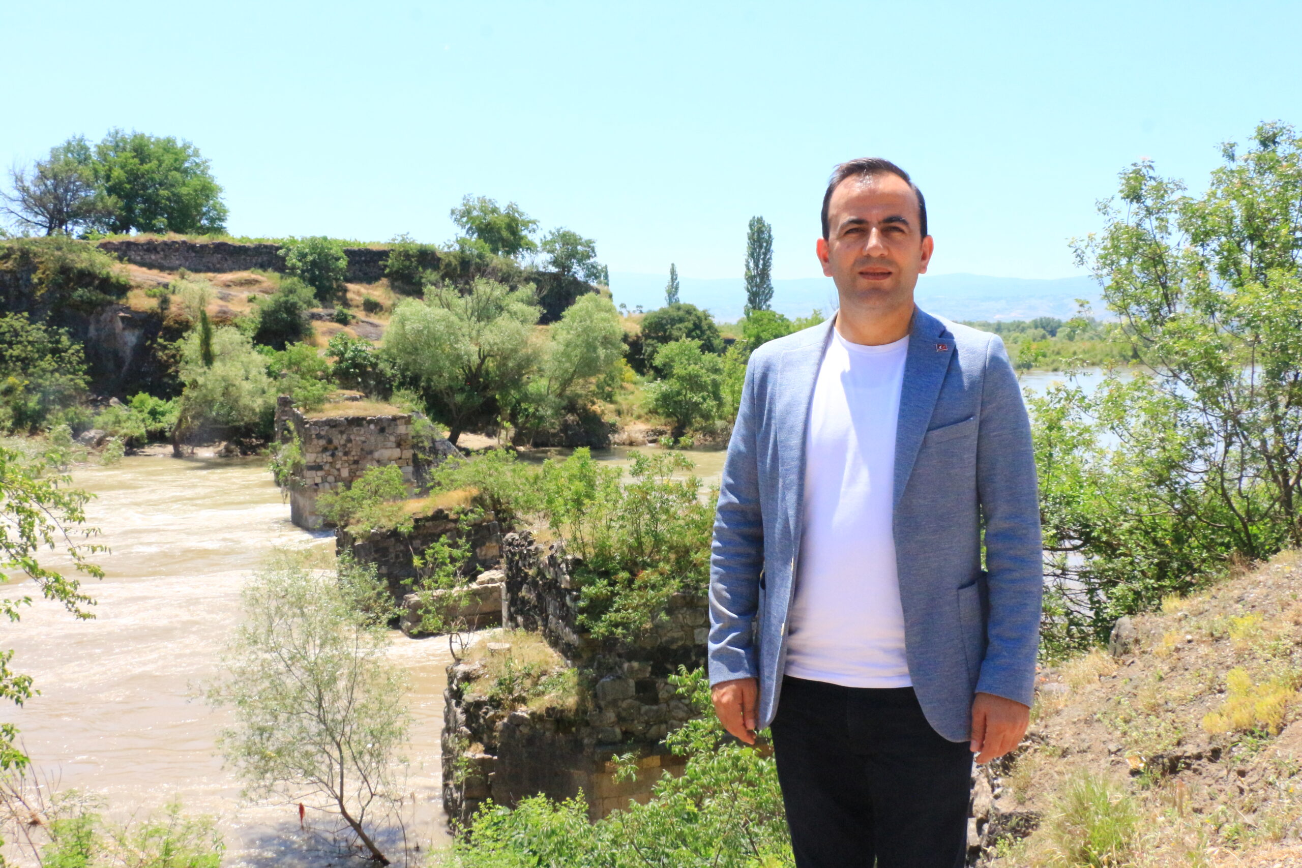 Tarihi köprünün adı ‘Boğazkesen Sultan Murat Han Köprüsü olarak değiştirildi