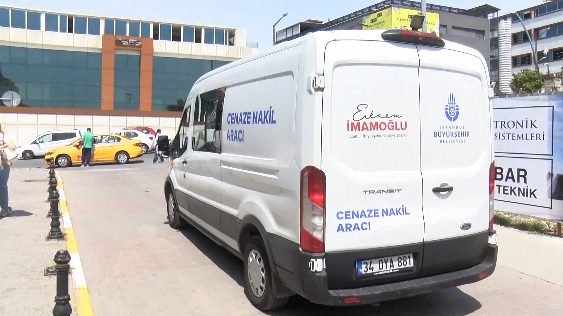 Oyuncu Ece İrtem'n cenazesi Adli Tıp Kurumu'ndan alındı