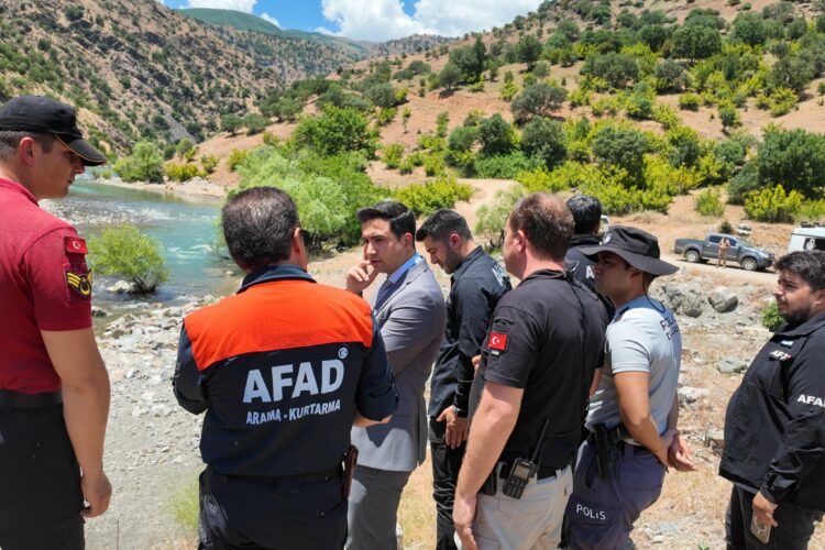 Çayda kaybolan Vedat'ı arama çalışmaları 4'üncü gününde