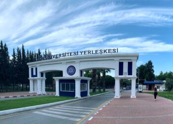 Ege Üniversitesi operasyonunda araç ve taşınmazlara el konuldu