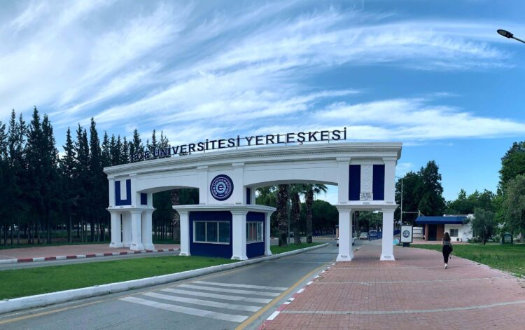 Ege Üniversitesi operasyonunda araç ve taşınmazlara el konuldu