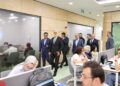 Tamer Karadağlı ‘Alev Alatlı Şehir Kütüphanesi ve Tiyatro Binası’nı ziyaret etti