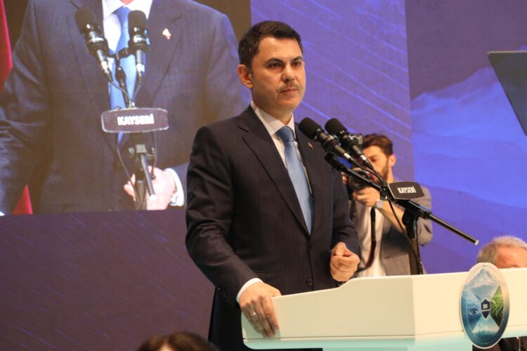 Bakan Kurum: İklim krizinin etkisini azaltmak için sorumluluktan kaçmıyoruz