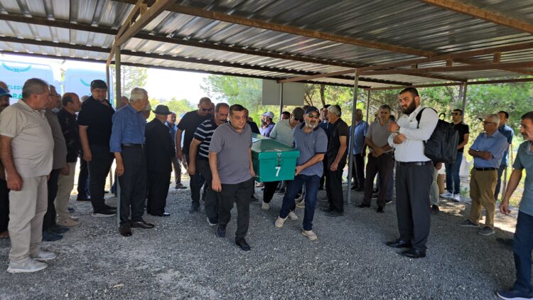 Nişanlısının öldürdüğü Lamiya ile babası toprağa verildi