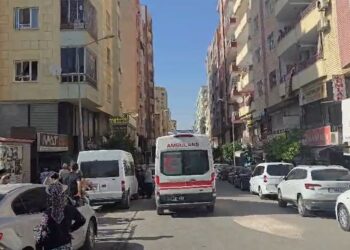 Mardin'de 3'üncü kattan düşüp ölen Muhammed defnedildi