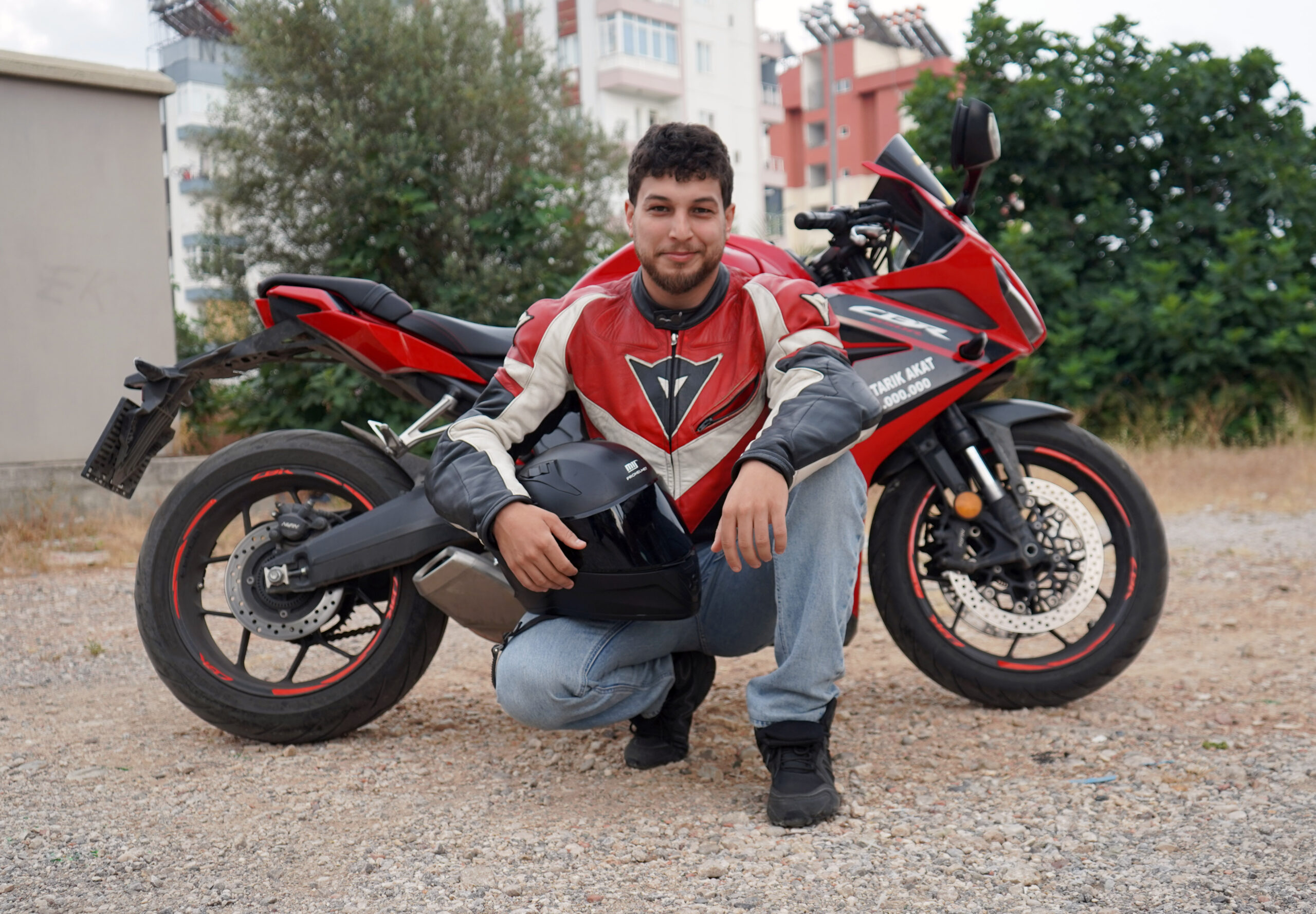 Doktorların 'yürüyemeyebilirsin' dediği Tarık, ölümden döndüğü motosiklete 5 yıl sonra yeniden bindi