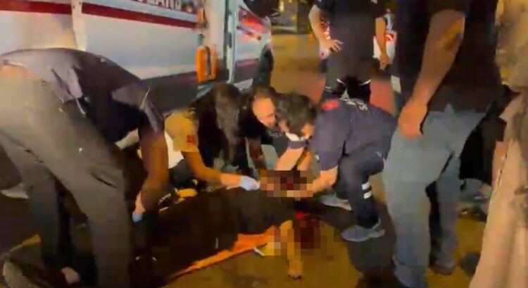 Makas atan sürücü, otomobiliyle motosiklete çarptı: 1 ölü, 1 ağır yaralı