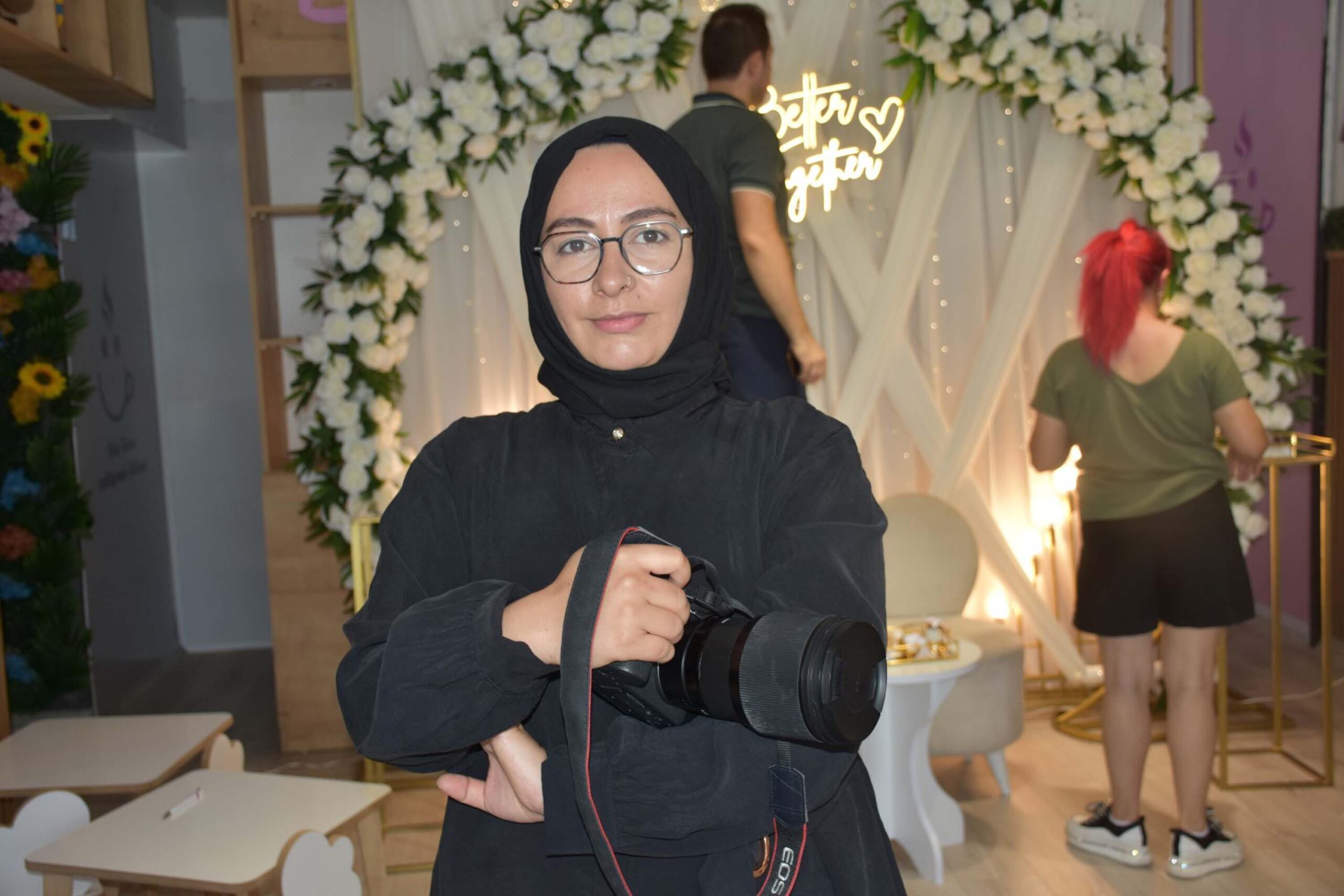 İzmir'de imece usulü dayanışmayla nişan sevinci