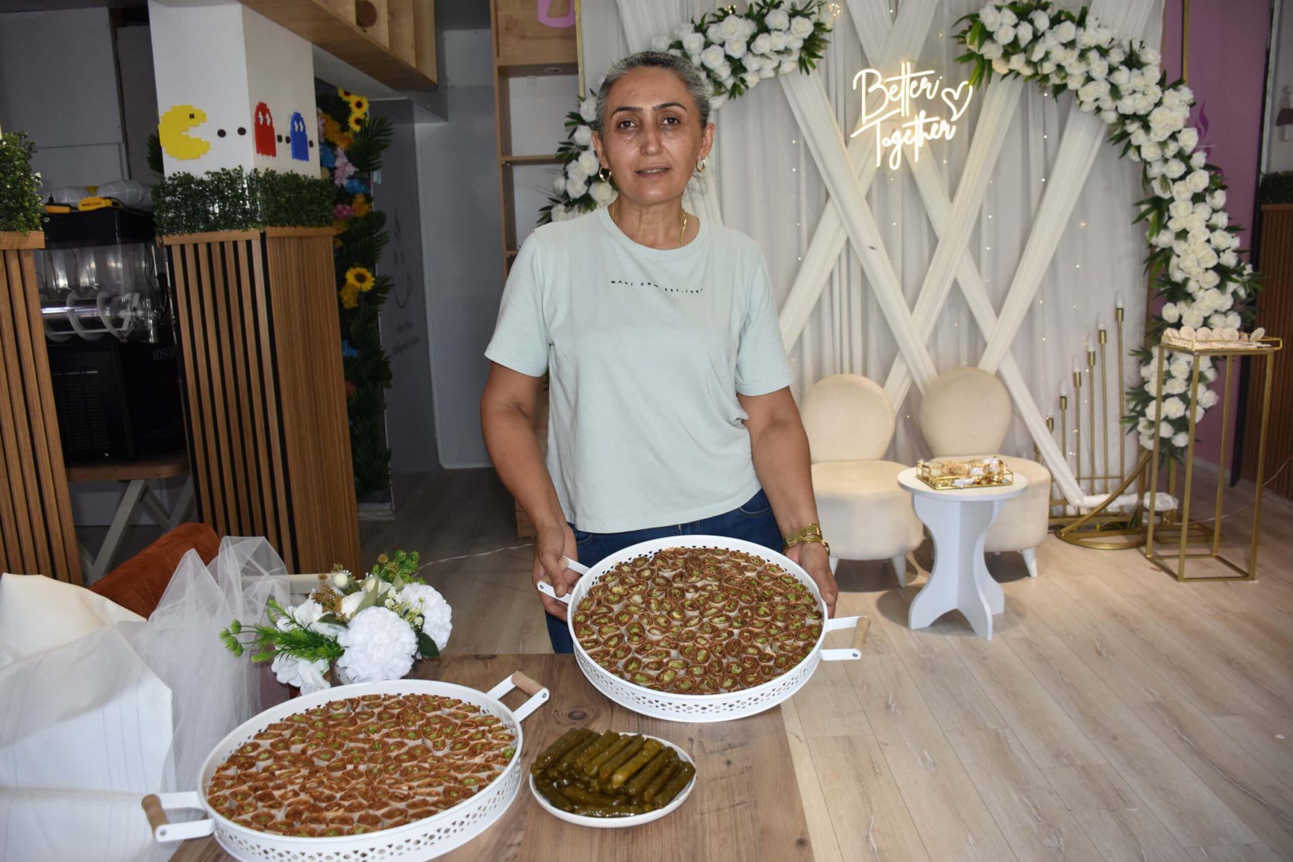 İzmir'de imece usulü dayanışmayla nişan sevinci