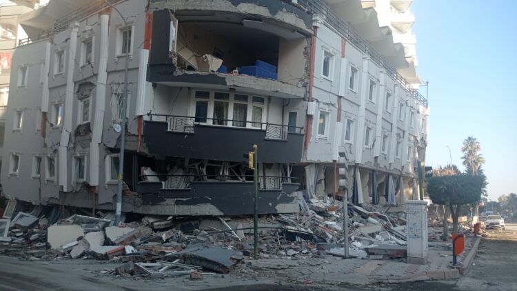 'Aktif fay sayısı yüzde 44 arttı, yeni yapılacak binalarda güncel fay verileri dikkate alınmalı'