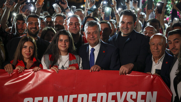 Özgür Özel’den iktidara sert suçlama: “CHP’yi adaysız, kurumsuz ve lidersiz bırakmak istiyorlar”
