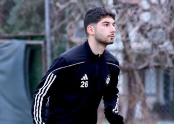 Altay'da Ege yolcu gibi