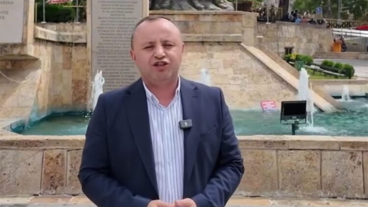 Amasya Belediye Başkanı Turgay Sevindi, Yeni Parti’ye geçti