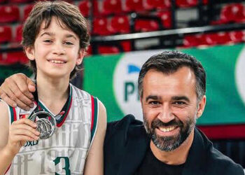 Karşıyaka'da Karabulut gidiyor, Çınar dönüyor
