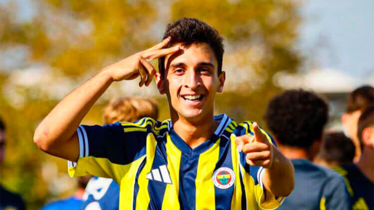 Karşıyaka'da rota Fenerbahçeli gençler