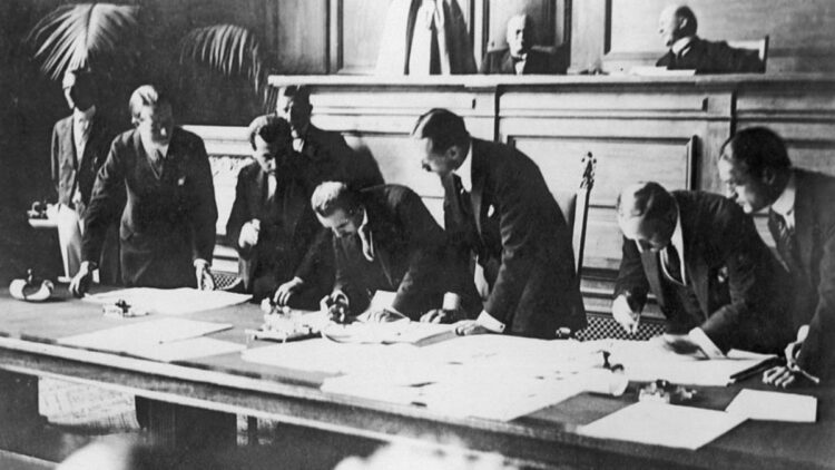 Lozan Barış Antlaşması'nın imzalanmasının üzerinden 103 yıl geçti