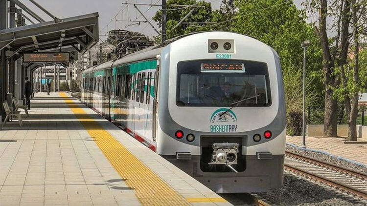 Sincan-Kayaş tren hattında dünya turu: "Gaydırıgubba durağına geldik mi la?"