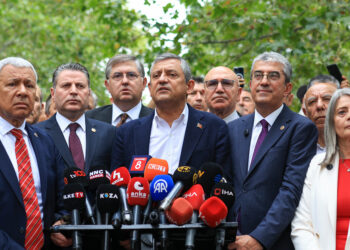 Özgür Özel, YENİ Parti’nin kuruluşunu duyurdu; Gazi Mustafa Kemal Atatürk'ün ilerlediği yoldayız