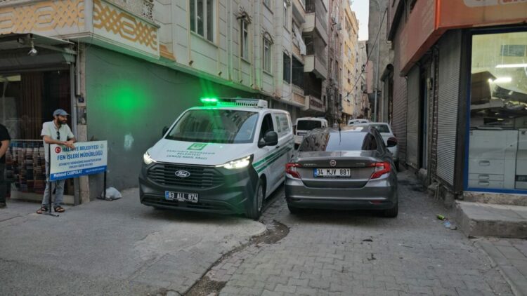 Şanlıurfa'da 5 çocuk annesi, evinde ölü bulundu