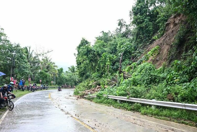 Filipinler'de 'Bavi Tayfunu' nedeniyle 17 kişi hayatını kaybetti