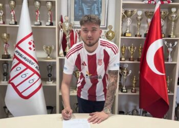 Ayvalıkgücü'ne genç golcü