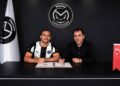 Manisa FK imza şov yaptı