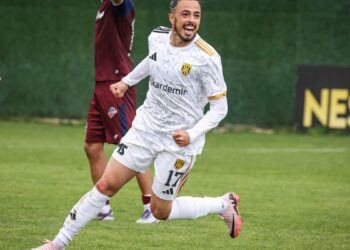 Aliağa FK'da Harun gitti
