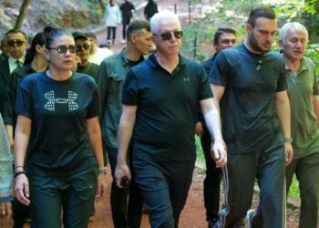 Vali Gül, 'Geleceğe İz Bırak-Orman Buluşması’ programına katıldı