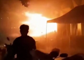 Tayland'da barda çıkan yangında 27 kişi hayatını kaybetti