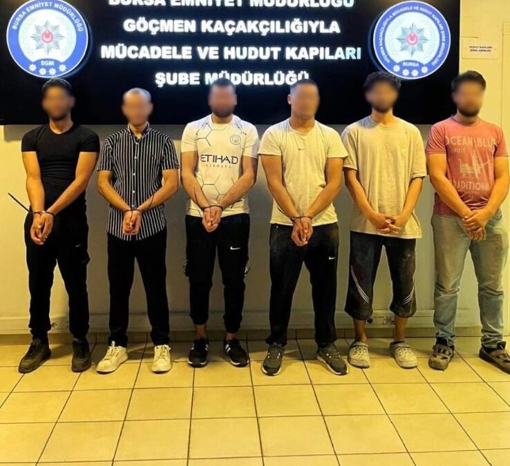 Bursa'da kaçak çalışanlar yakalandı, işletmelere de ceza kesildi