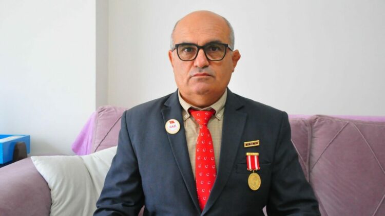 Darbe girişimi sırasında sela okuduğu için darbedilen müezzin: Bu vatanı kimseye teslim etmeyiz