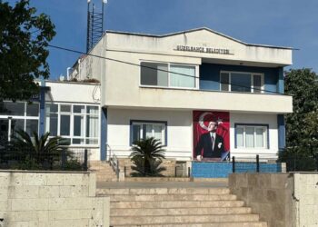 Güzelbahçe Belediyesi'ne ikinci dalga operasyon: 4 gözaltı